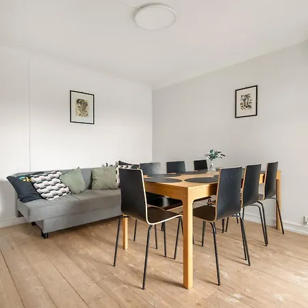 Charming With Stunning Views! Apartment Bergen