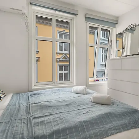 Charming With Stunning Views! Apartment Bergen