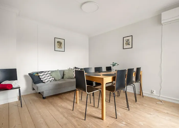 Charming With Stunning Views! Apartment Bergen