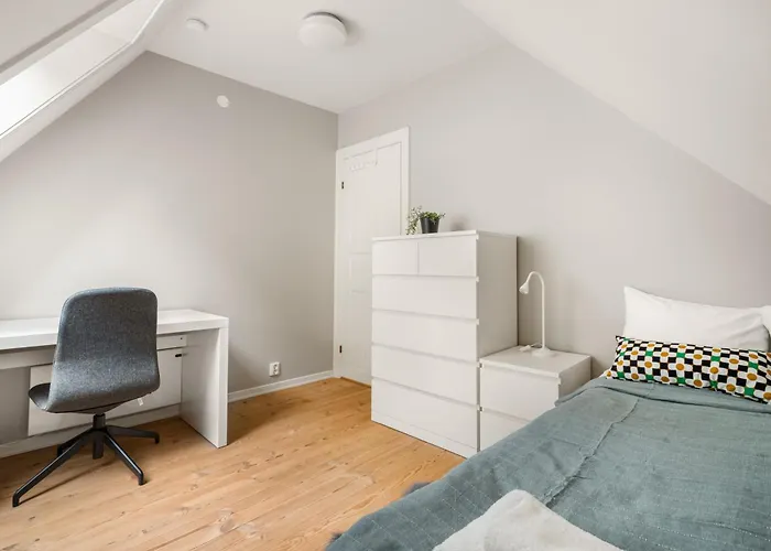 Charming With Stunning Views! * Bergen