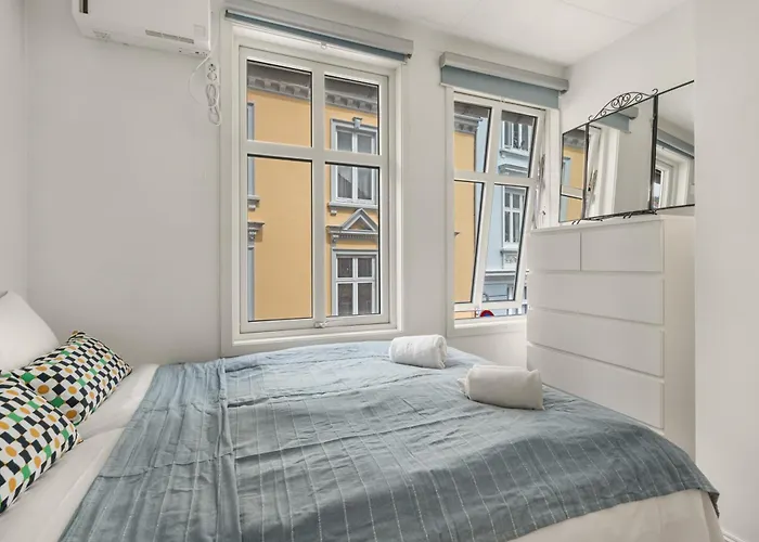 Charming With Stunning Views! Apartment Bergen