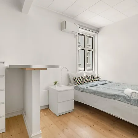 شقة Charming With Stunning Views!